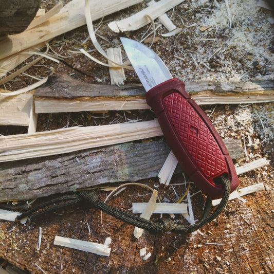 Mora Eldris Black